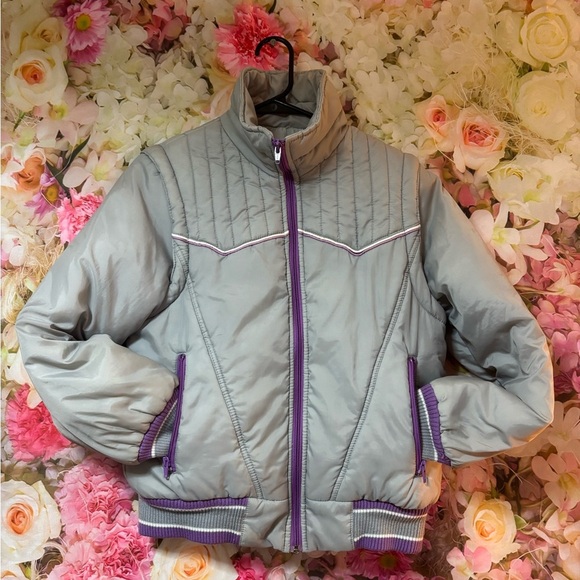 Women's Gray and Purple Puffer Jacket with Removable Sleeves - Picture 8 of 13